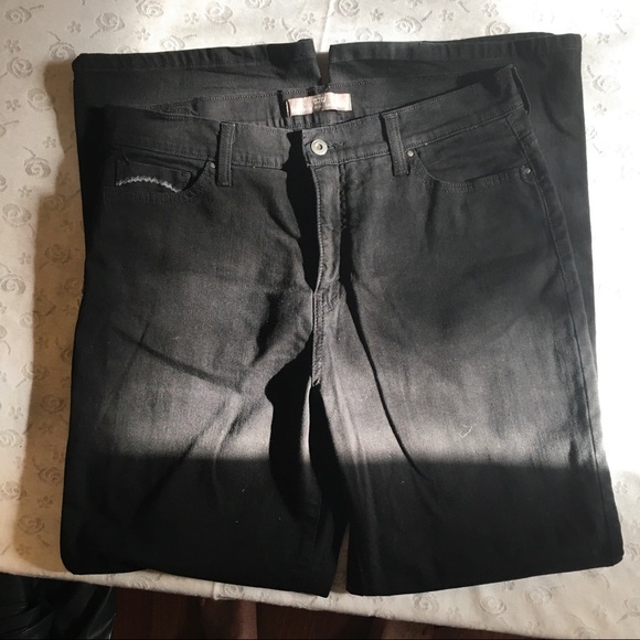 Levi’s 512 Perfectly Slimming boot cut black jeans size 14 - Picture 3 of 6